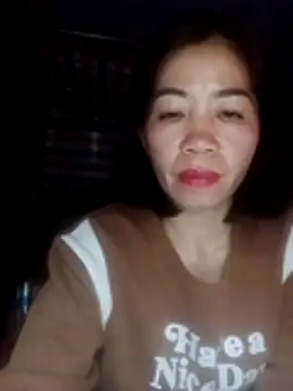 -Lundy- Adlı Modelin Canlı XXX Sohbeti