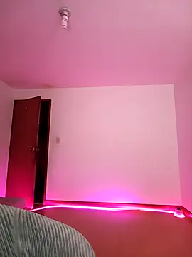 Chat XXX en directo de LuisaLean