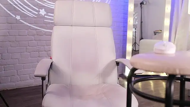 Chat XXX ao vivo de Margo_Pearls