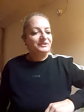 LadyTouch Adlı Modelin Canlı XXX Sohbeti