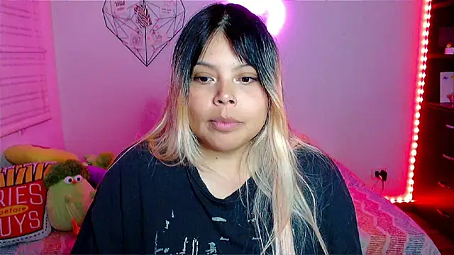 EllieMoonX's Live XXX Chat