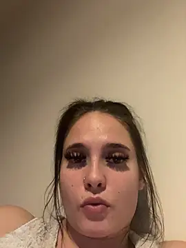 Chat +18 de LollyLove_ ao vivo