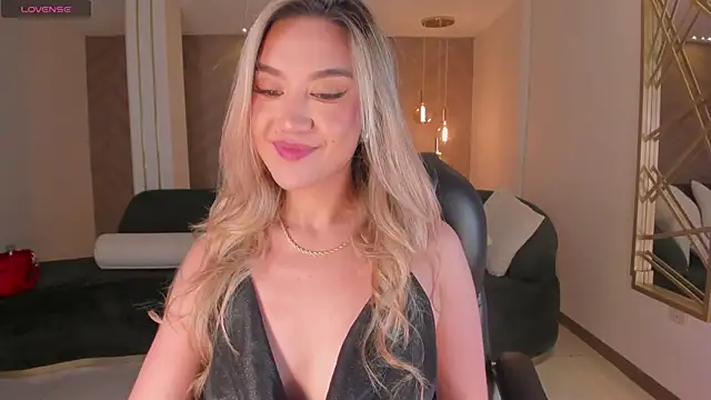 RebeccaHudson 现场XXX聊天