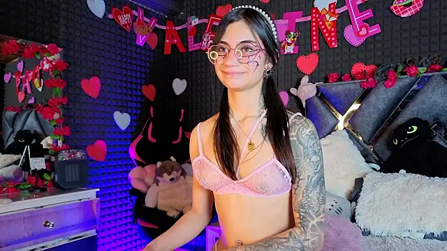 SolBeaumont1 Adlı Modelin Canlı XXX Sohbeti