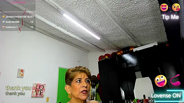 Angelina_Stone_65 现场XXX聊天