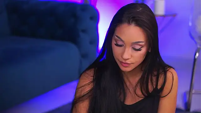 NinaSolenne's Live XXX Chat