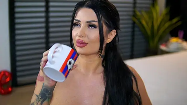 KylieKroftt élő XXX-chatje