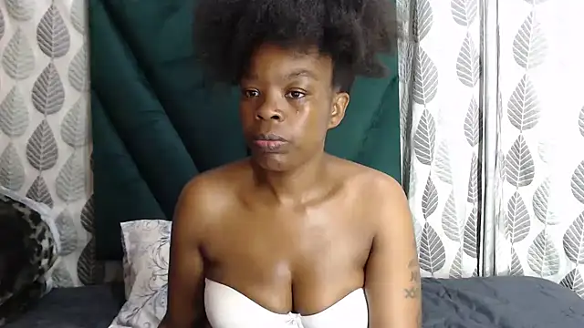 Nellybba Live XXX-Chat