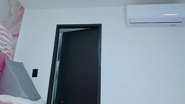 celeste_sea Adlı Modelin Canlı XXX Sohbeti