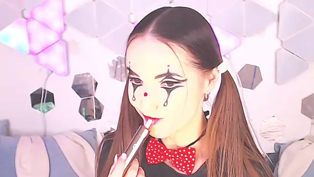 دردشة LexiKiss الجنسية المباشرة