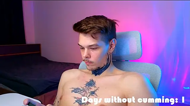 دردشة DENIS_HERE الجنسية المباشرة