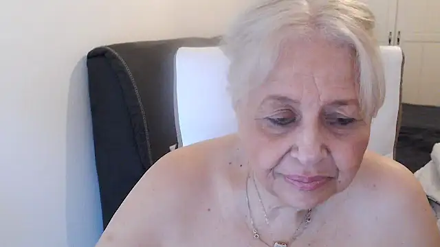 Chat +18 de SusiLifeXXX ao vivo