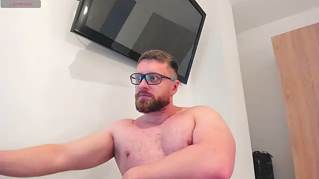 Findom_guyのウェブカメラショー