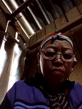 XXX chat uživo modela Agnes-baby