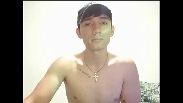 Chatroom XXX en direct de ChicoMaloFfF