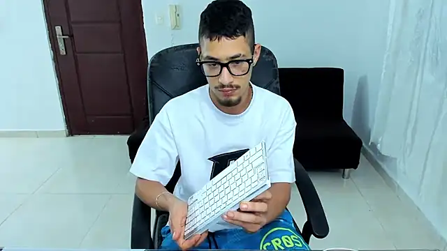 Chat XXX Live Chandler_ken