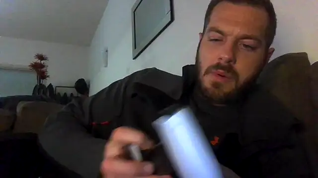 cheekycherryx Adlı Modelin Canlı XXX Sohbeti