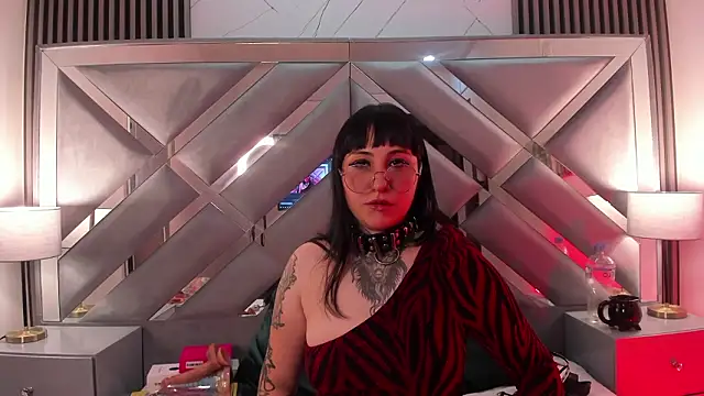 Ravenna666_'s Live XXX Chat