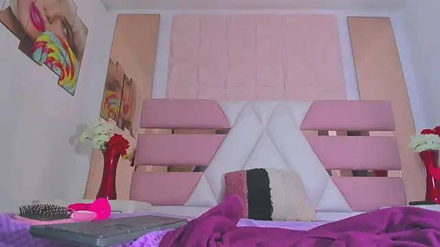 แชท XXX สดของ OrianaSaenz_