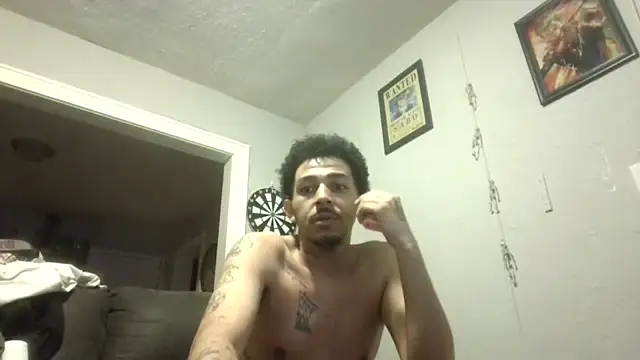 Pokazy przed kamerką – bigdickjojo69