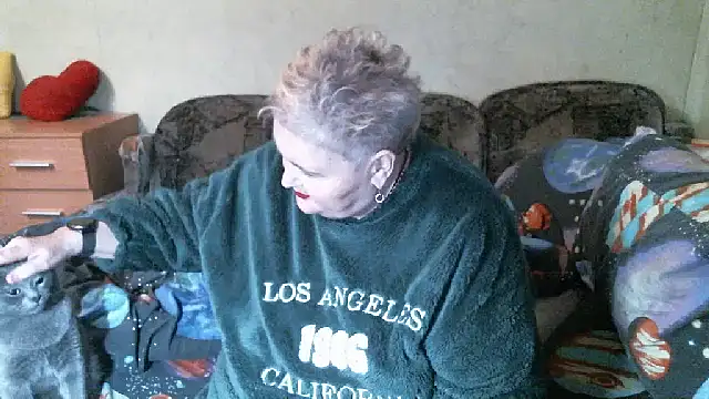 Lana555 লাইভ XXX চ্যাট