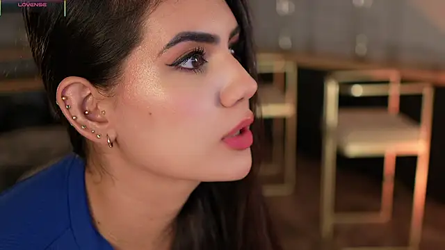 Chat +18 de AngelicaVega ao vivo