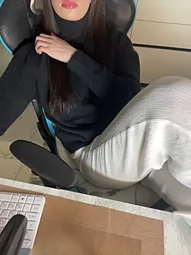 CurlyLara লাইভ XXX চ্যাট