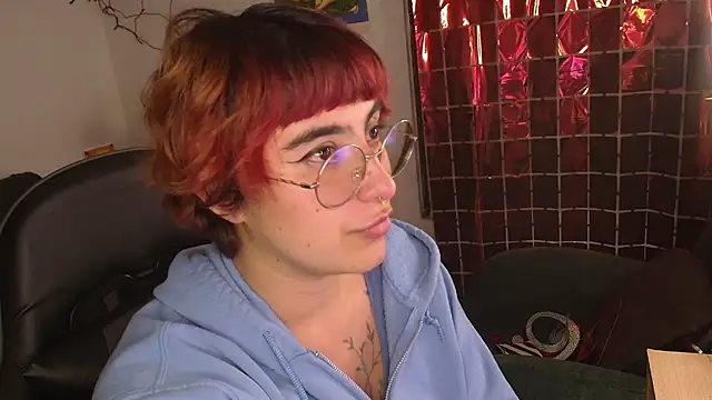 Miacatsito3 লাইভ XXX চ্যাট