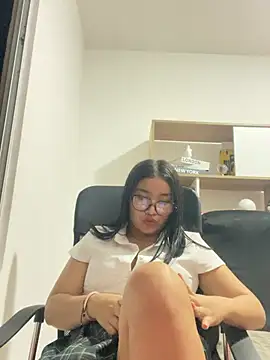 Vickybon লাইভ XXX চ্যাট