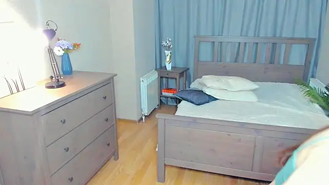 عرض كام YvonneRobes