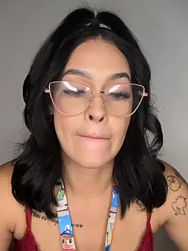 Lylyyy01's Live XXX Chat