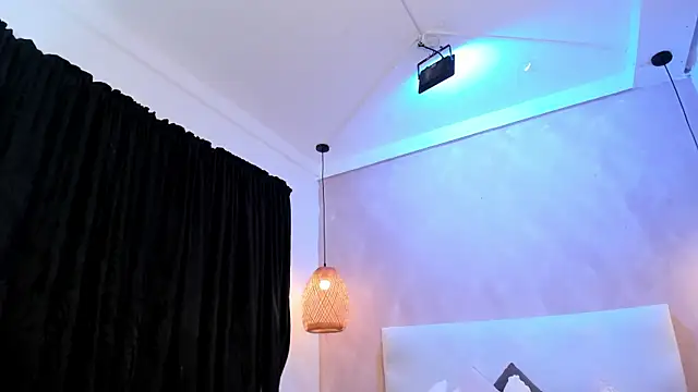 Hilaryportman's Live XXX Chat