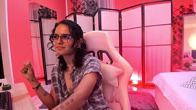 Julianne_7 Live XXX-chat