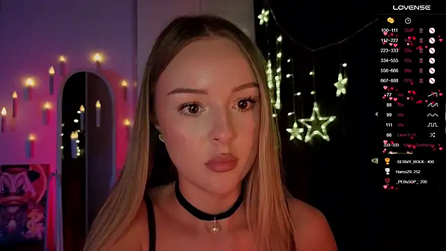 Chat +18 de Nestyzz ao vivo