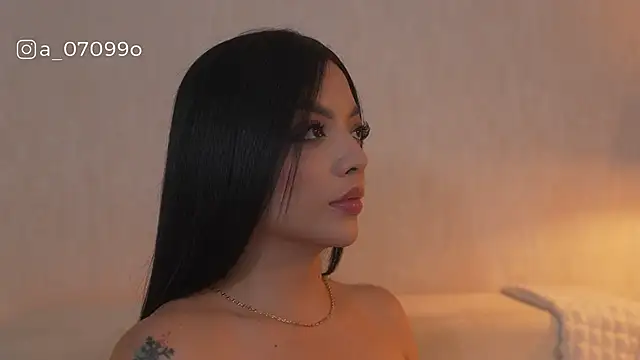 sarah_hiill's Live XXX Chat