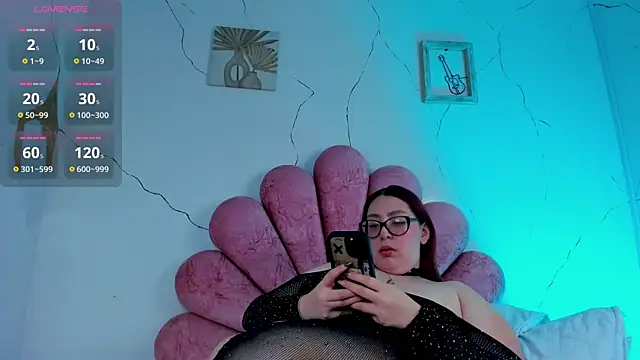 NiickyJones' Live XXX Chat