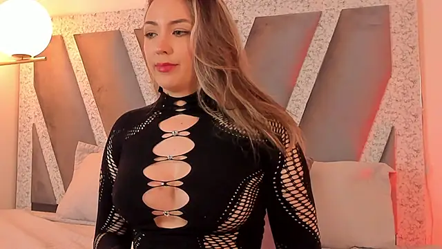 Chat XXX ao vivo de SophieeMills