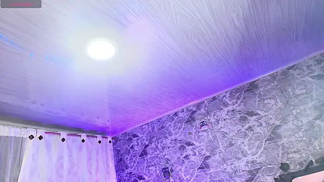 Chat XXX en directo de loren_tits24