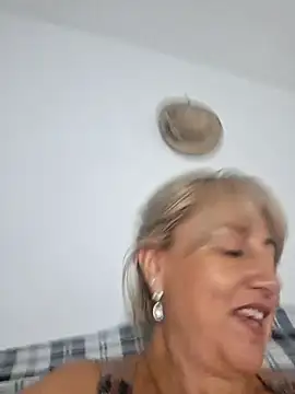 almaluna7 – Live XXX-chat