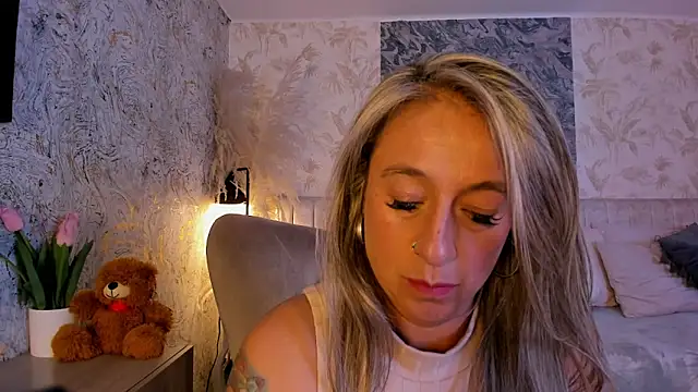 Živý XXX chat Liannaa_