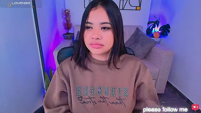 Chat XXX en directo de nicemiiaa7_