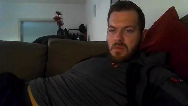 Chat XXX en directo de cheekycherryx