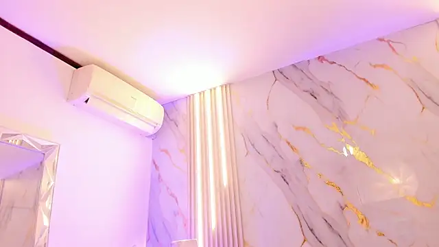 LaxiZoe live XXX chat