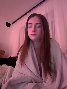 karlaluuvv ওয়েবক্যাম শো