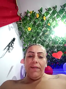 maynor_1998のライブXXXチャット