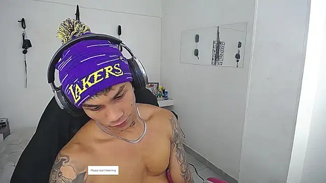 Leonard_Price's Webcam Show