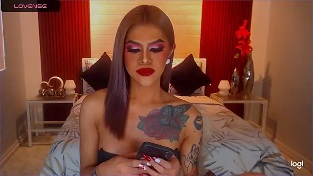 StellaStrong30's Live XXX Chat