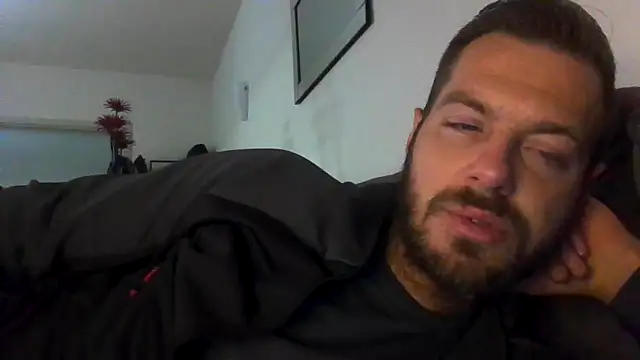 cheekycherryxn Live XXX chat