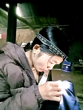 ngan-cute Live XXX-chat