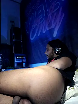 Mikaaa97 即時 XXX 聊天